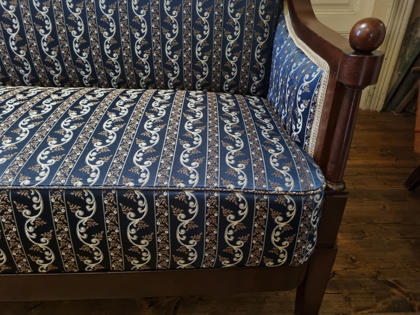 Lavice z 18. století po kompletní renovaci