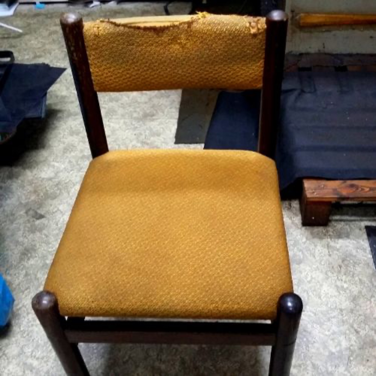 Kuchyňské židle – renovace - před renovací