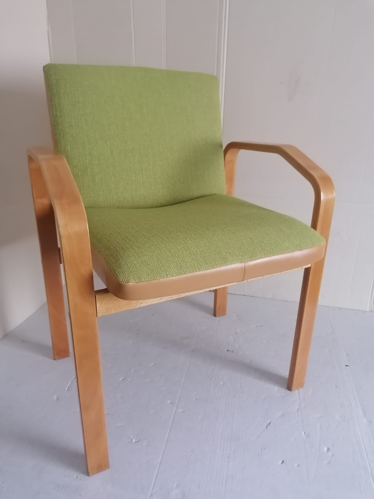 Renovace polstrované židle