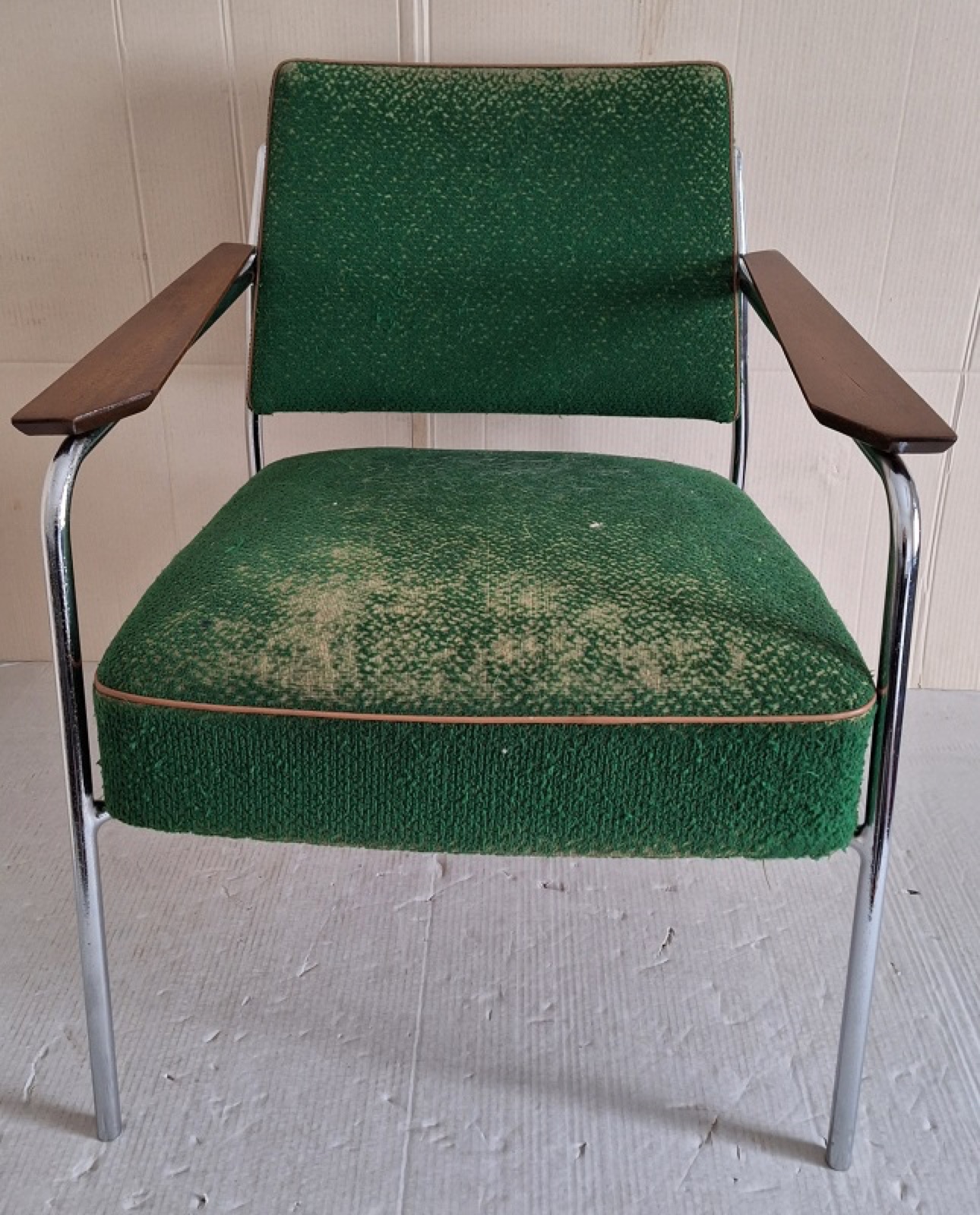 Renovace křesílek Brusel – retro – prodáno - fotka 2 z 6