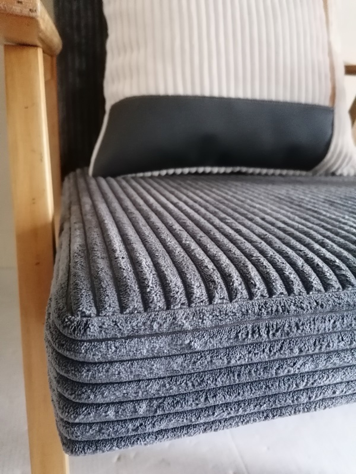 Renovace retro křesílek - fotka 5 z 7